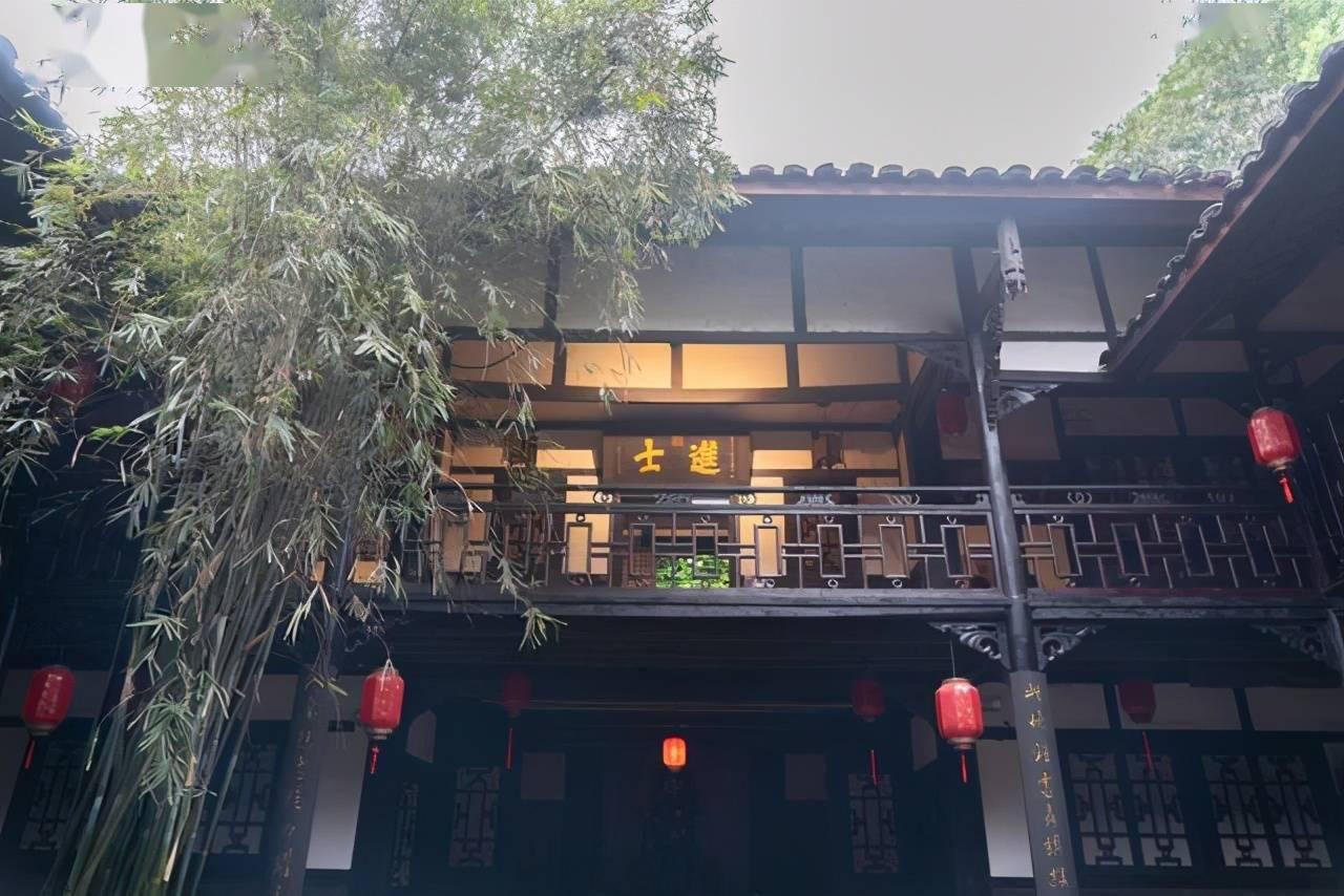 24岁男星王安宇被曝爱撩妹,工作期间仍在叫妹去房间,你怎么看?,红迪网社群分享平台